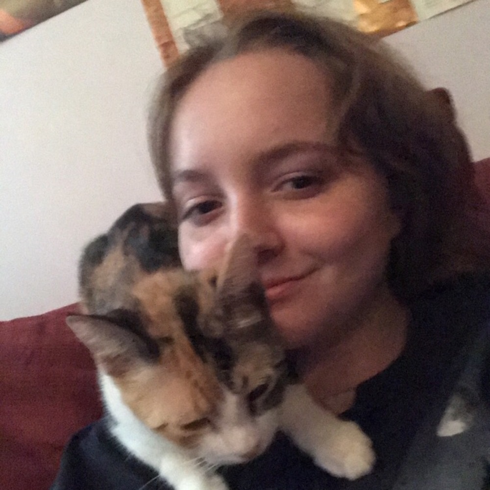 Meet your Posher, Alyssa